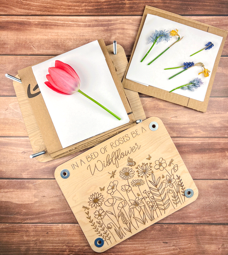 Flower Press Kit, Wildflower and Mason Jar Engraved, Gift for Mom or Grandma