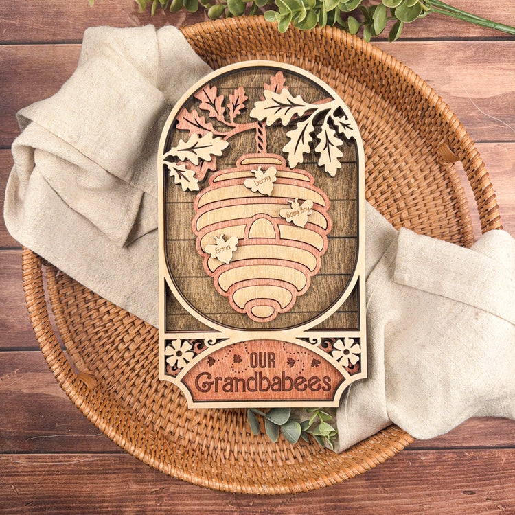 Personalized Family Tree Sign with Names – Custom Mom or Grandma Gift, Our Hive Wood Keepsake for Mother’s Day