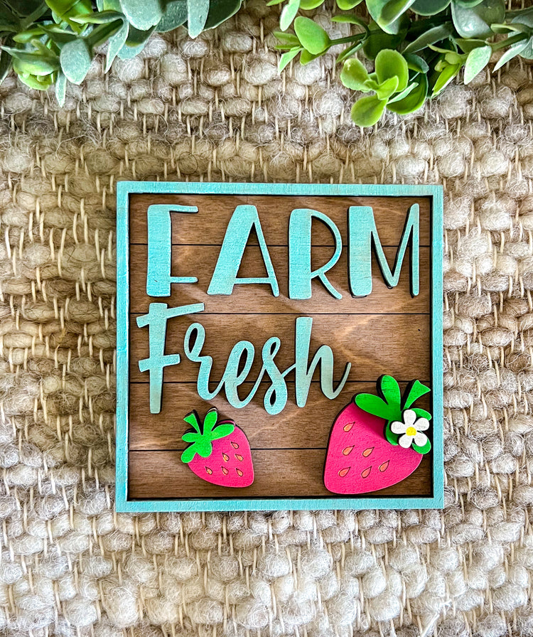 Summer Strawberry Interchangeable Tiles and Ladder